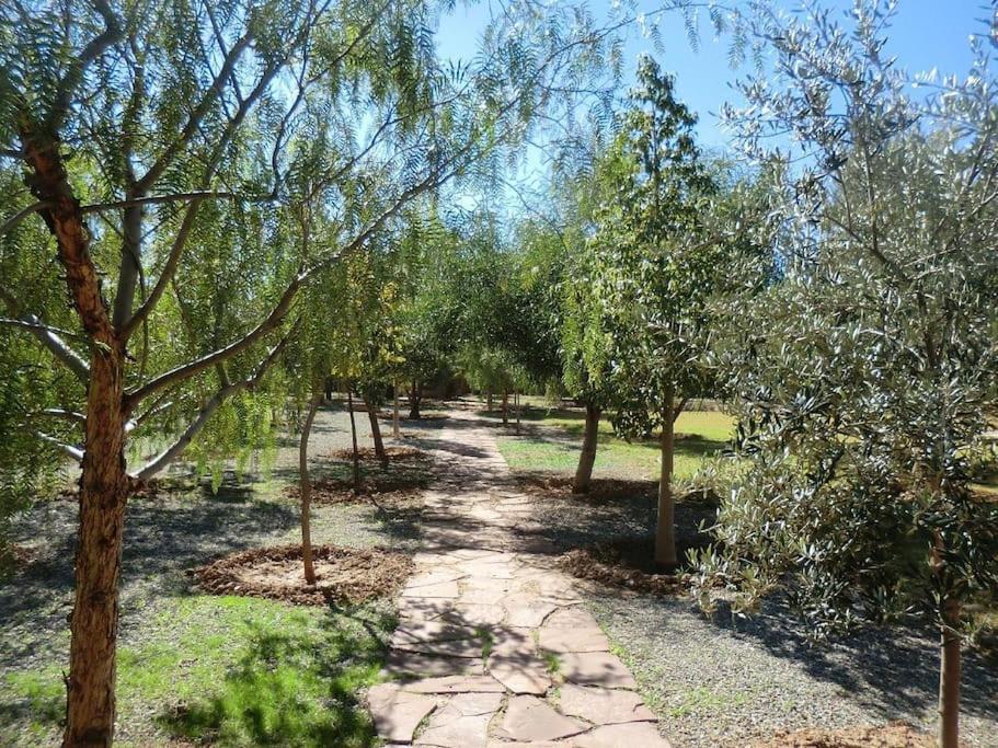 Villa Agora, Villa A La Campagne Proche Marrakech Sidi Abdallah Ghiat Екстер'єр фото